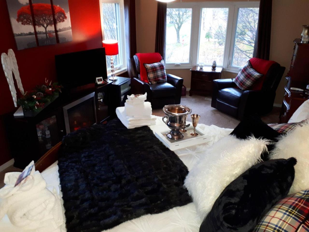 The Tartan House Bed & Breakfast Ajax Extérieur photo
