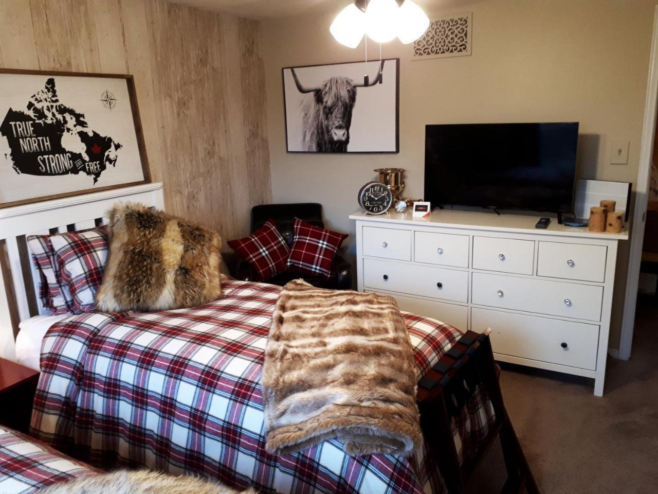 The Tartan House Bed & Breakfast Ajax Extérieur photo